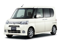 大幅燃費アップでライバルを圧倒！【ダイハツ タント/タントエグゼ新車情報】
