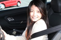 女子高生レポーター、初体験で絶叫!? 平べったい顔にひと目惚れ!【ランボルギーニ ガヤルドLP560...