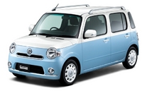 ダイハツ ミラ ココア スペシャルコーデ新車情報・購入ガイド
まさかの、ボンネットまで違う2トーン...