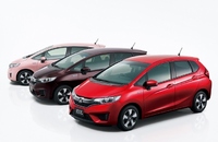 ホンダ フィット新車情報・購入ガイド
やや設定に疑問が残る特別仕様車Fパッケージコンフォートエディ...