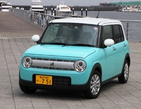 スズキ アルト ラパン試乗記・評価
癒し系デザインで女性ユーザーのハートを狙い撃ち!