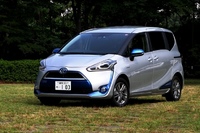 トヨタ シエンタ試乗記・評価
売れない理由が見つからない! 販売絶好調の理由とは?