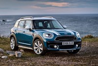 ミニ クロスオーバー新車情報・購入ガイド
ガソリン車の導入無し! CO2削減に向けてクリーンディー...