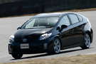 【トヨタ 新型 プリウス(プロトタイプ) 新車試乗記】テストコースで疾走中のCORISM大岡編集長