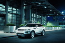 新型SUV「レンジローバー・イヴォーク」がパリショーで世界初公開