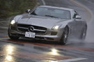 【メルセデス・ベンツ SLS AMG 試乗記】ガルウイングはハッタリか？　SLS AMGの実力を暴く...