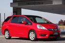 ついに発表!!【ホンダ 新型 フィット シャトル 新車情報】「フィット」ファミリーに荷室を広げ使い勝...