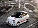 アバルト595 50thアニバーサリー新車情報・購入ガイド
国内わずか50台の限定車! 価格も驚き...