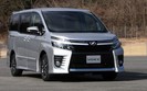 トヨタ ヴォクシー&ノア(VOXY & NOAH)ガソリン車 試乗評価
高く評価できる低床フロアが...