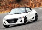 ホンダS660(エスロクロクマル)試乗記・評価
軽自動車馬力自主規制の64psがもどかしい!