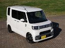 ダイハツ ウェイク(WAKE)試乗記・評価
高い重心高&重い車重がもららす悪癖を上手く消し去ったフ...