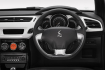 シトロエン 新型 DS3 ステアリング