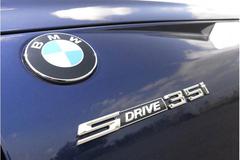 BMW Z4 sDrive35i エンブレム