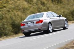 BMW 750Li 走り