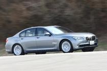 BMW 740i 走り