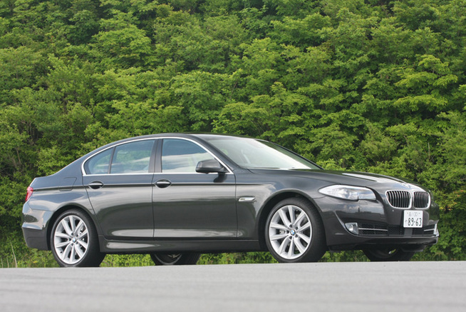   ひと回り大きく親しみやすい印象となった6代目 　BMW5シリーズとして6代目のモデルが...