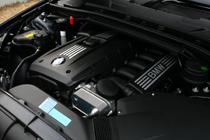 BMW 3シリーズ 2リッター直4エンジン