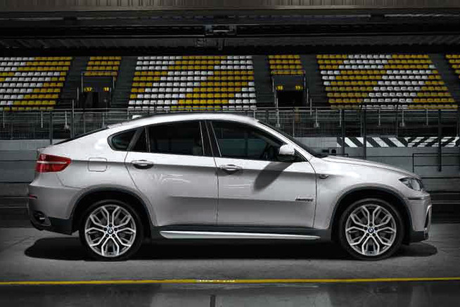限定20台のスペシャルバージョン 　BMWはSUV「X6」の特別仕様車「X6 パフォーマンス アンリ...