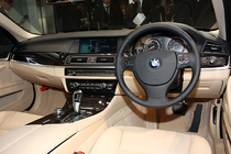 BMW 新型 5シリーズ インパネ