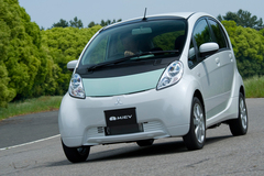 三菱 i-MiEV(アイ・ミーブ)　エクステリア