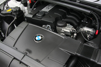 BMW 3シリーズ 2リッター エンジン