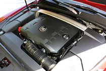 キャデラック新型 CTS クーペ　V6　直噴　3.6リッターエンジン
