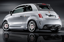 フィアット　ABARTH(アバルト)　500C　クローズド時