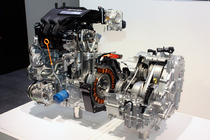 1.3リッター i-VTECエンジンとIMA(インテグレーテッド・モーター・アシスト)