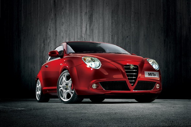 6速デュアルクラッチAT「Alfa TCT」を搭載する「アルファロメオ・ミト」が新価格で発売。10万...