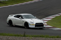 NISSAN GT-R 11年モデル Club Track edition