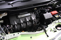 ホンダ 新型フィット 1.3Lエンジン