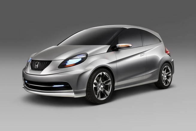 写真は今年1月にインドで公開されたコンセプトモデル「Honda New Small Concept」...