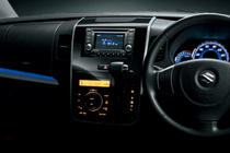 スズキ ワゴンR スティングレー 特別仕様車「ワゴンR スティングレー リミテッド」　青色LEDイルミネーション　画像
