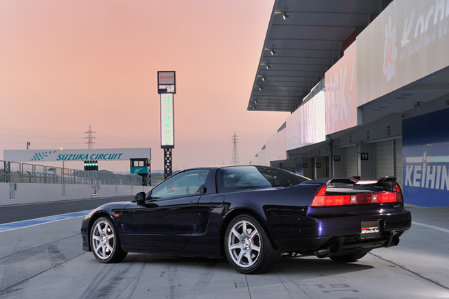 ホンダ NSX「スポーツモデューロ NSX」[2011年5月発売予定の純正部品装着車]