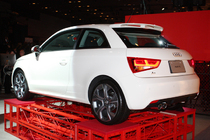 新型車「Audi A1」　リア　外観　画像