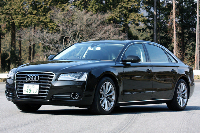 アウディ A8l 4 2fsi クアトロ 新車試乗評価 全天候型最高級セダンの理想系 レビュー Corism