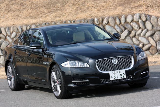 JAGUAR(ジャガー) XJ SUPERSPORT(スーパースポーツ) LWB　フロントビュー　外観　画像