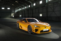 LFA ニュルブルクリンク・パッケージ フロントビュー 画像