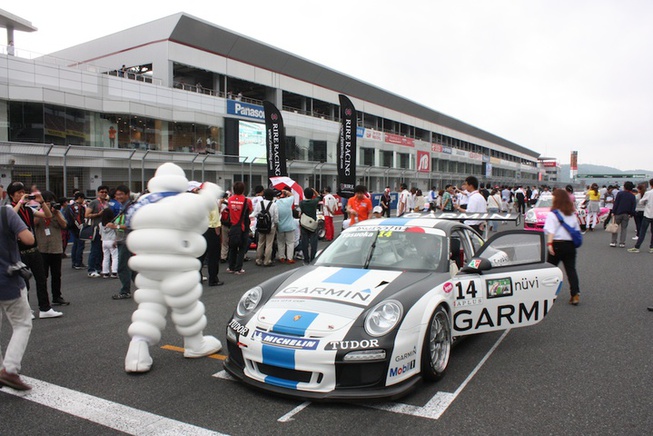 連勝中の安岡秀徒選手はポールポジション ワンメイクレースの最高峰　ポルシェカレラカップ スターティン...