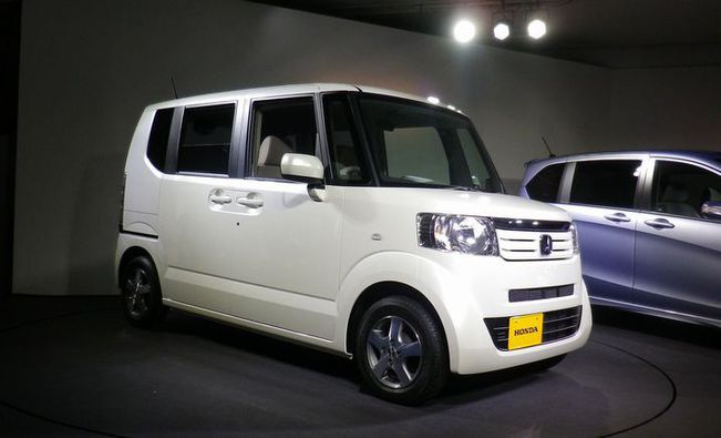 背の高いパッケージングを採用するホンダの次期軽自動車 ついに登場、新型ホンダN-BOX、詳細情報はコ...