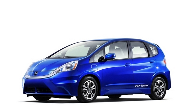 　ホンダは、2011年ロスアンゼルスオートショーで、世界最高の電費性能を持つ電気自動車（フィットEV...