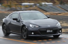 スバルBRZ