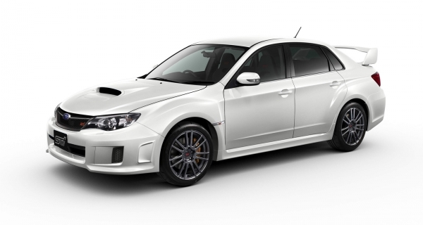   ドア WRX STI spec C 18インチタイヤ仕様 通常モデルにも搭載して欲しい...