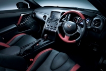 2013年日産GT-R