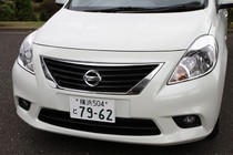 日産ラティオ