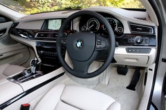 BMW ActiveHybrid 7（アクディブハイブリッド7）