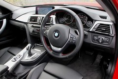 BMW 320d BluePerformanceツーリング