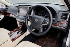 新型トヨタ クラウン アスリート/ロイヤル(ガソリン車)