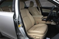 新型トヨタ クラウン アスリート/ロイヤル(ガソリン車)