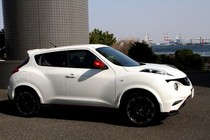 日産ジューク ニスモ（NISMO)新車試乗評価サイドビュー